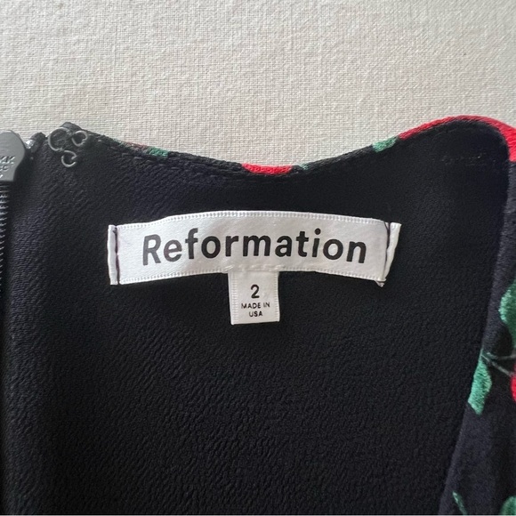 Reformation Ferris Dress in Cherry Pie - Picture 11 of 16